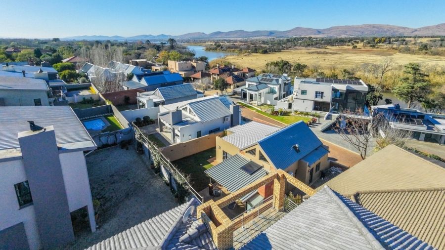 To Let 3 Bedroom Property for Rent in Magalies Golf Estate North West